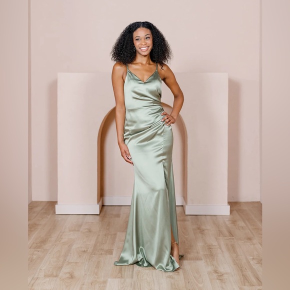 Revelry size 8 Rory in Satin Sage - Picture 1 of 2